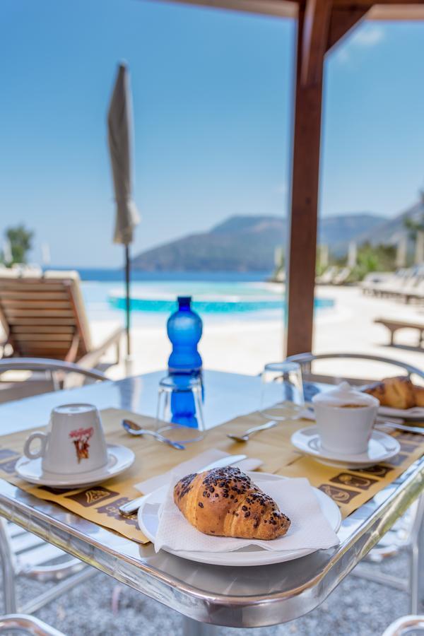 Vulcano Blu Residence リーパリ エクステリア 写真
