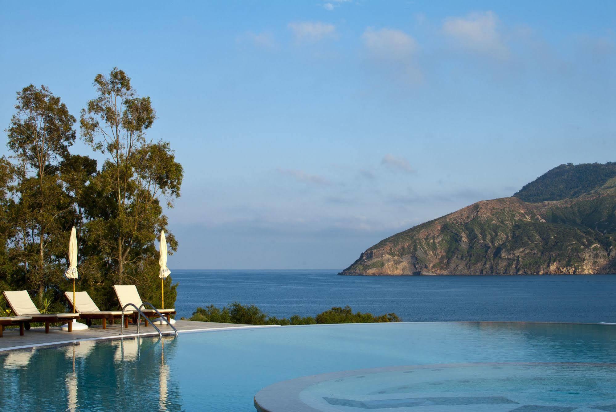 Vulcano Blu Residence リーパリ エクステリア 写真